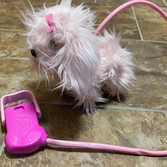 Toy walking and barking dog - Picture 1 of 7